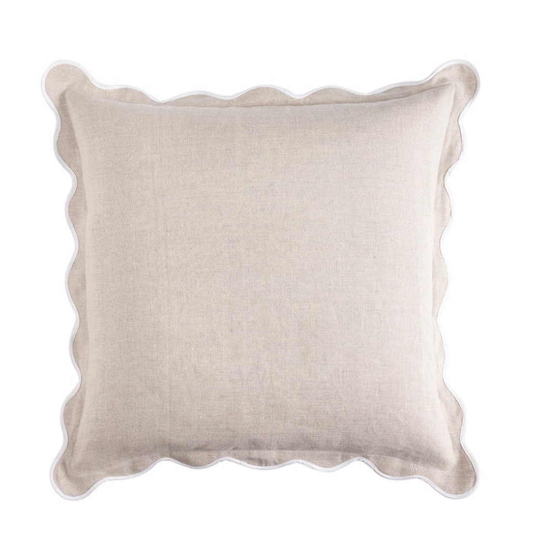 Linen Scallop Cushion in Sand