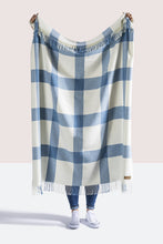 Load image into Gallery viewer, Light Blue Plaid Throw
